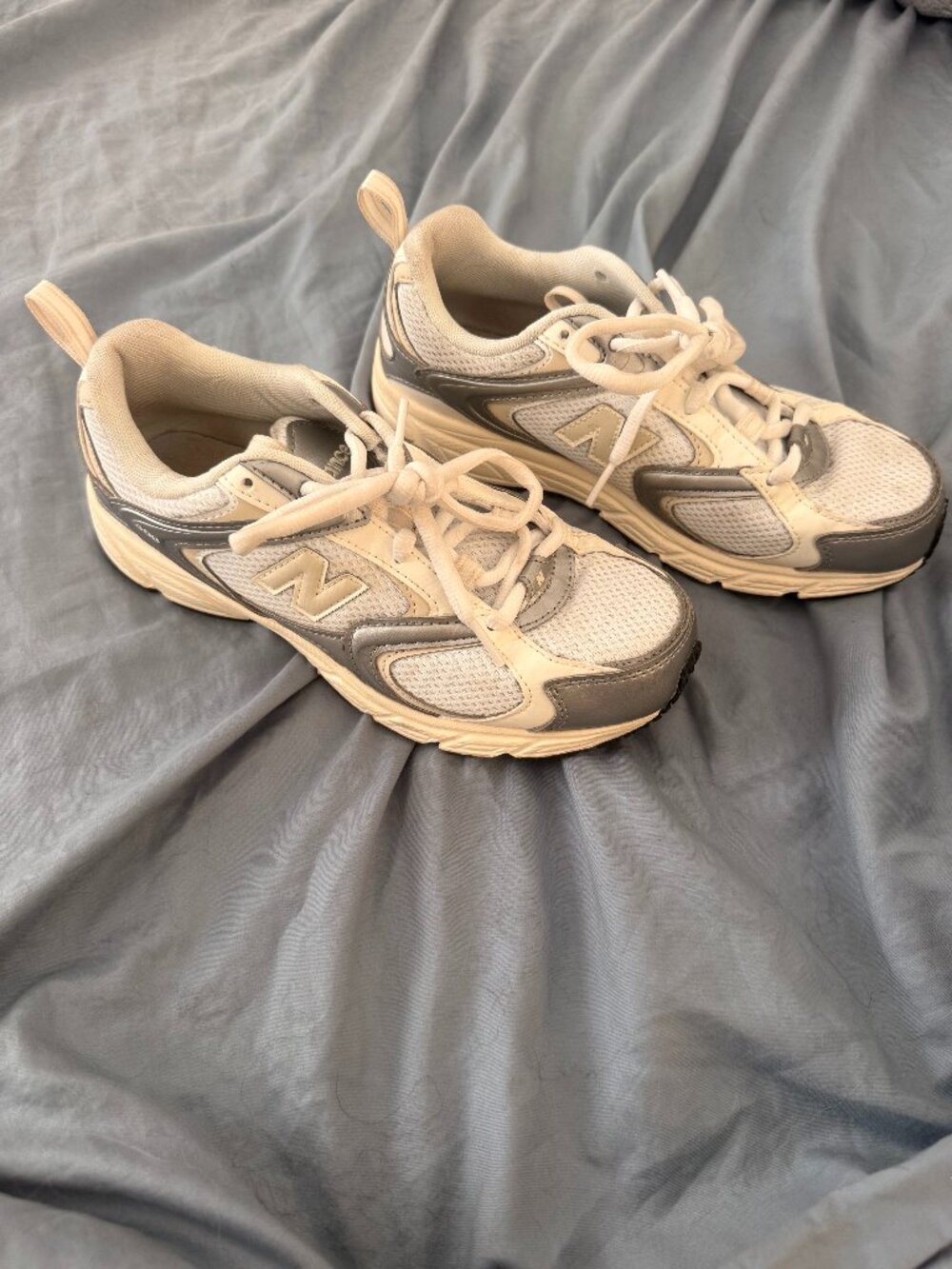 New Balance 408 Sneakers | Men’s Size 6 | Women's size 7.5